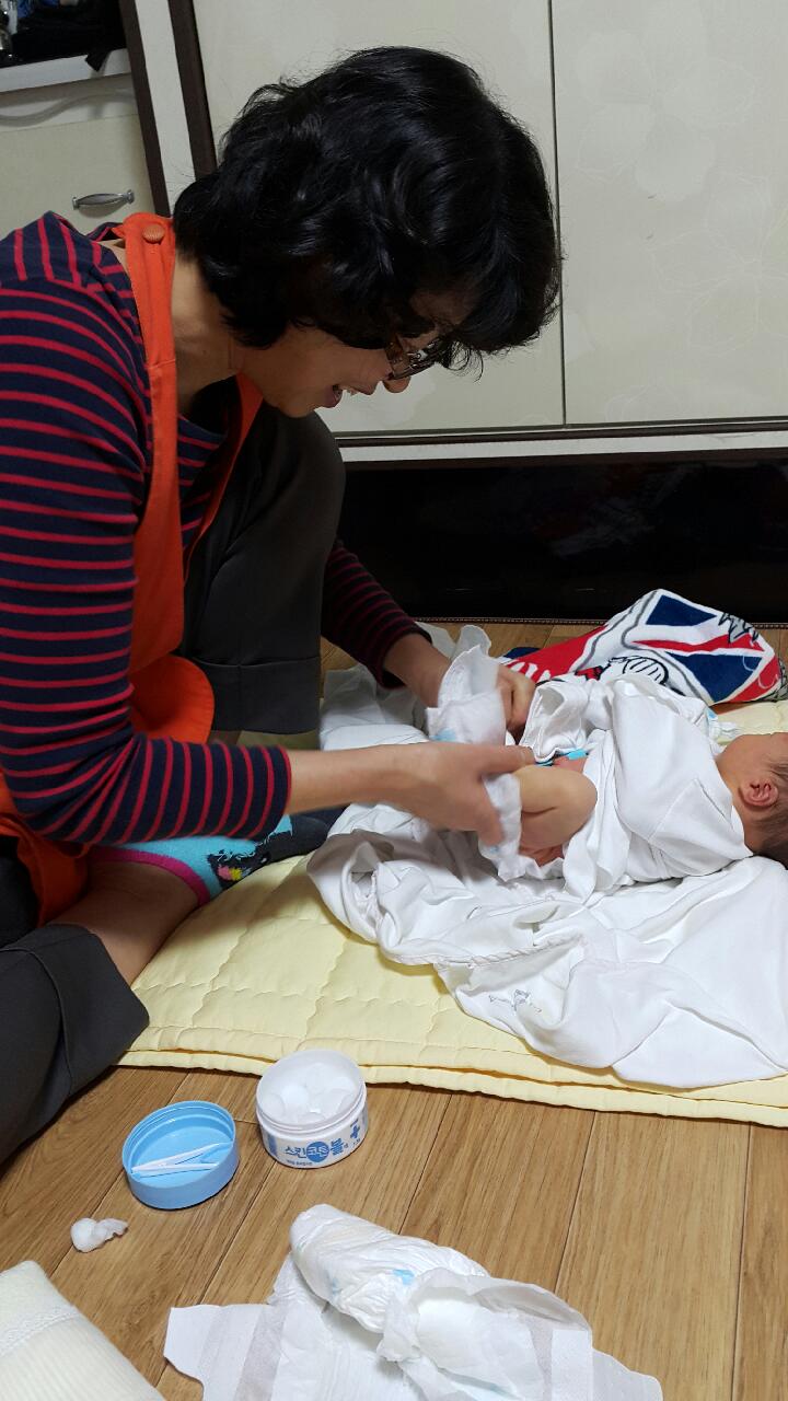 포항시, 산모·신생아 건강관리사를 출산가정에 지원해드립니다.