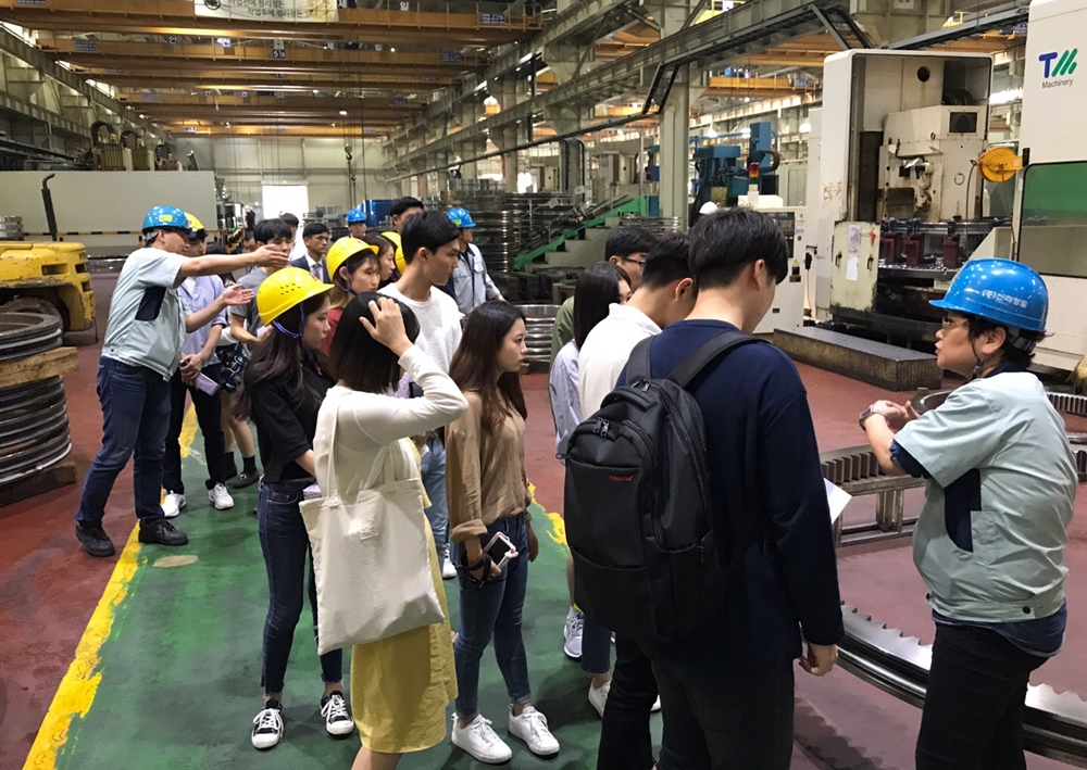 천안시, ‘대학생 및 특성화고교생 우수기업탐방’ 진행
