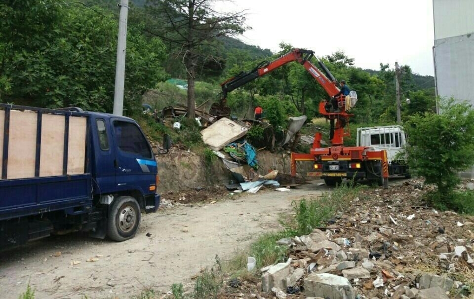 수성구, 장마철 대비 묵은 쓰레기 일제수거 실시!