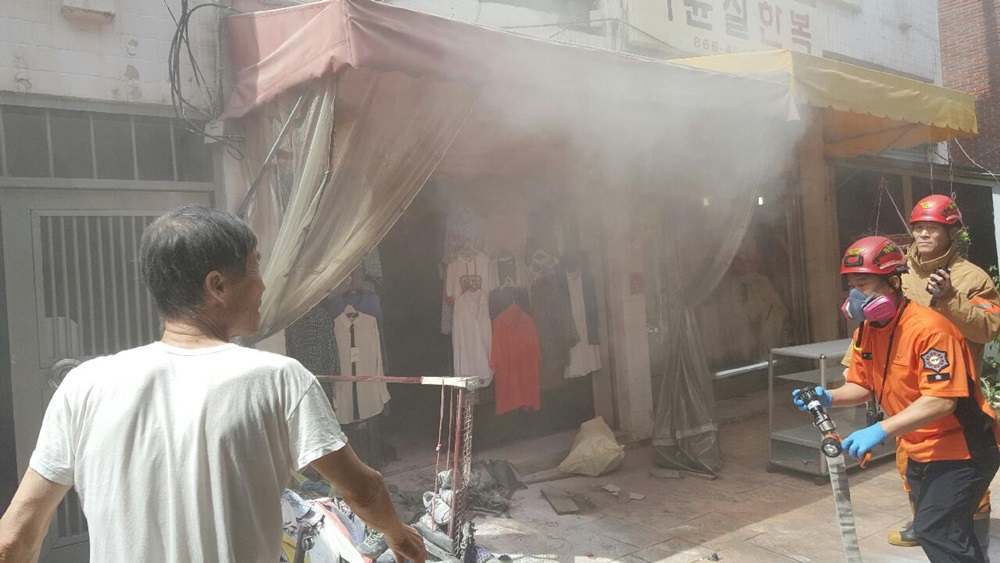 부산연제구, 전통시장 ‘미니소방서’ 소화기로 골든타임 확보, 대형화재 예방