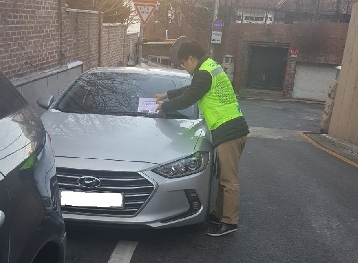 강남구, ‘거주자우선주차장 바른주차’로 소방통로 확보
