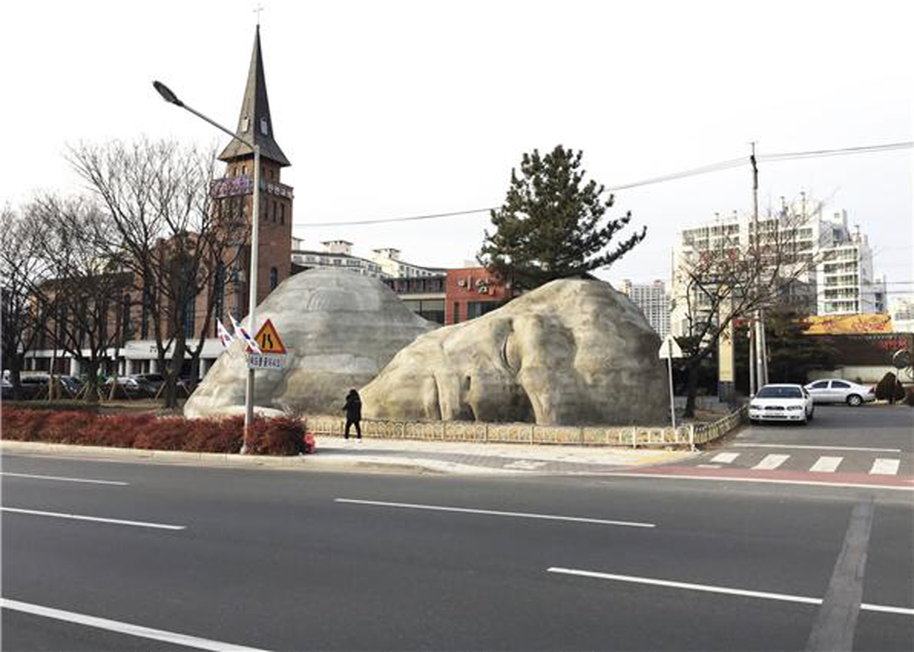 달서구 선사시대로, 광고천재 이제석 초대형 작품 화제