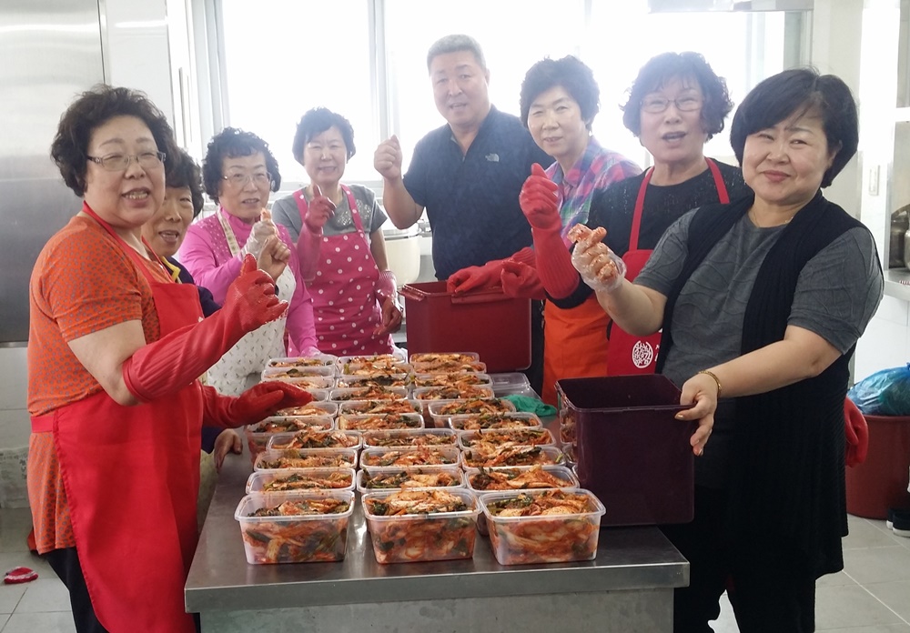 중장년 나홀로 가구를 위한 사랑의 밑반찬 지원