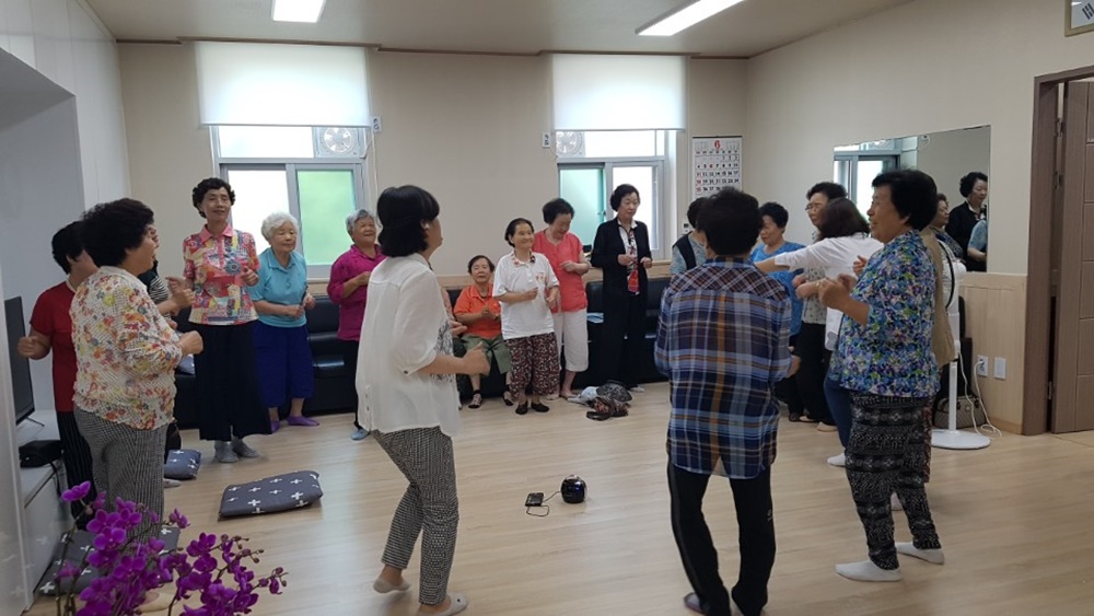 영등포구, 경로당 옮겼더니 편견도 사라져