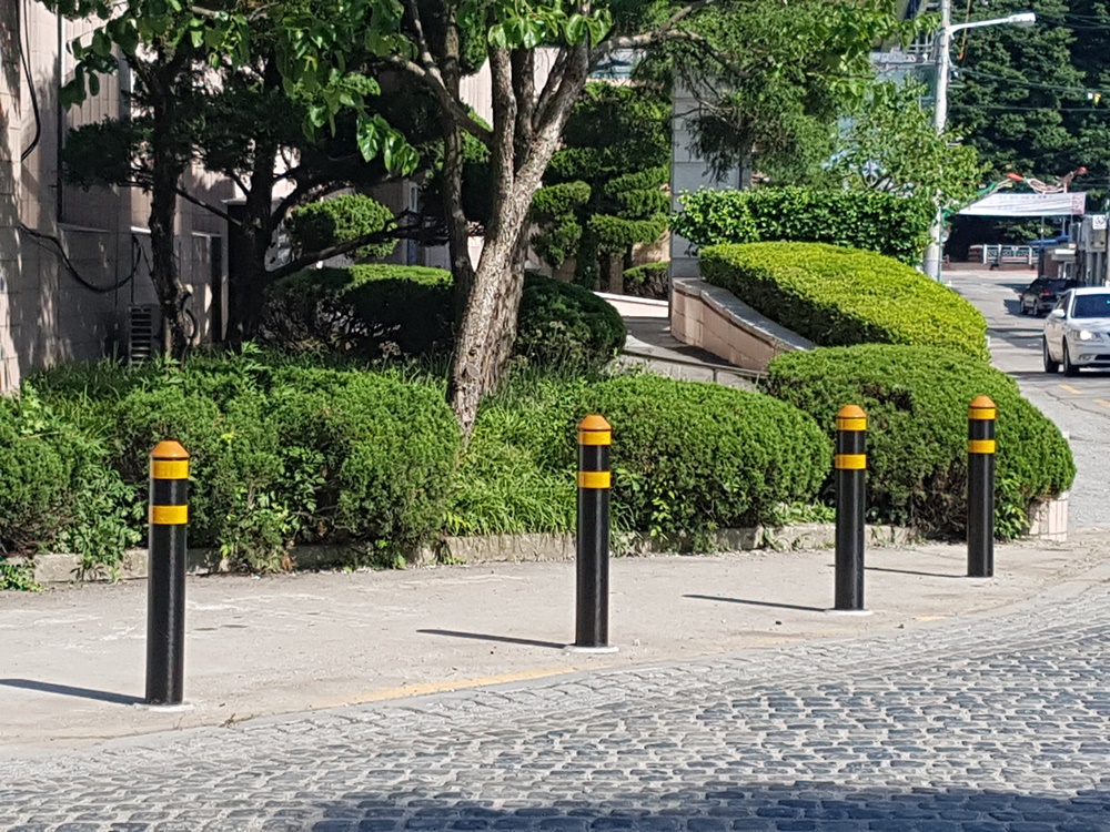 진안군, 탄소블라드 설치 보행환경 개선