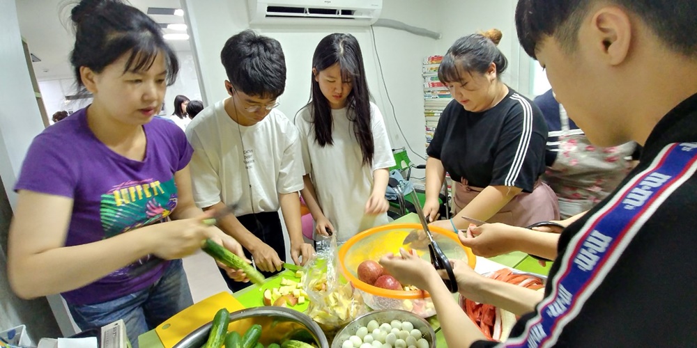 밑반찬 나눠 드림! 행복 드림!