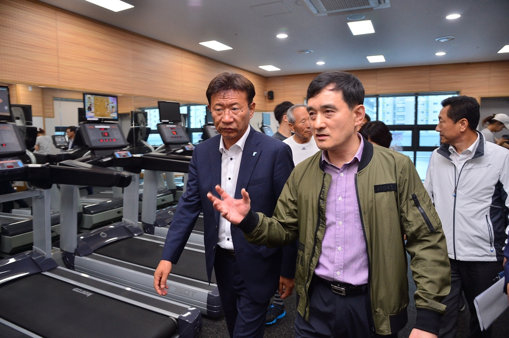 이선호 울주군수, 환경미화원 조찬 간담회·민원 현장 방문