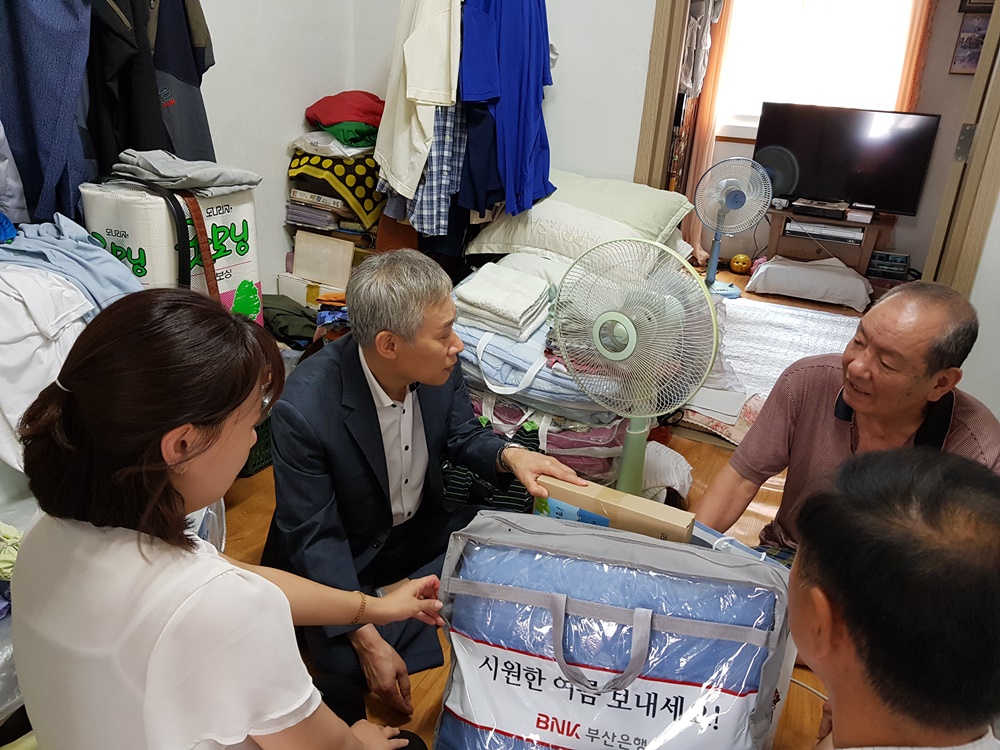 '얼음물 드세요' 연제구, 폭염 대책 구슬땀