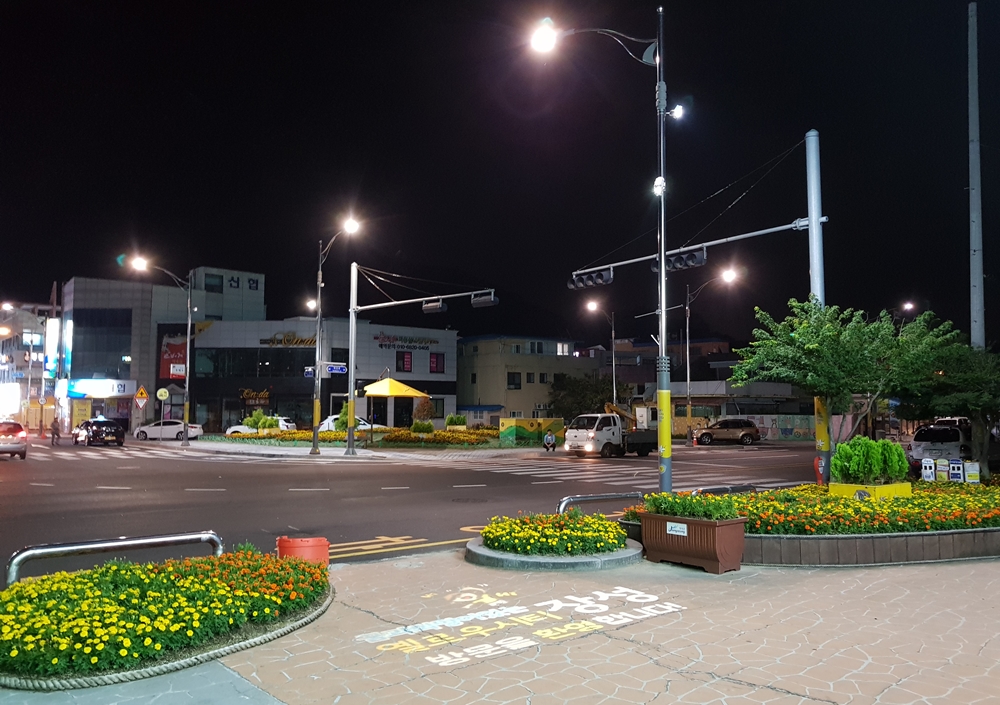 장성군, 그림자 가로등으로 이색홍보 ‘눈길’