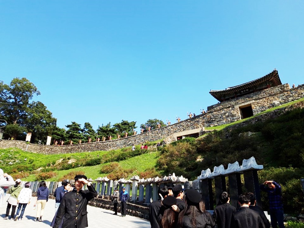 공주시, 추억의 7080 팸투어 ‘수학여행’ 큰 인기!