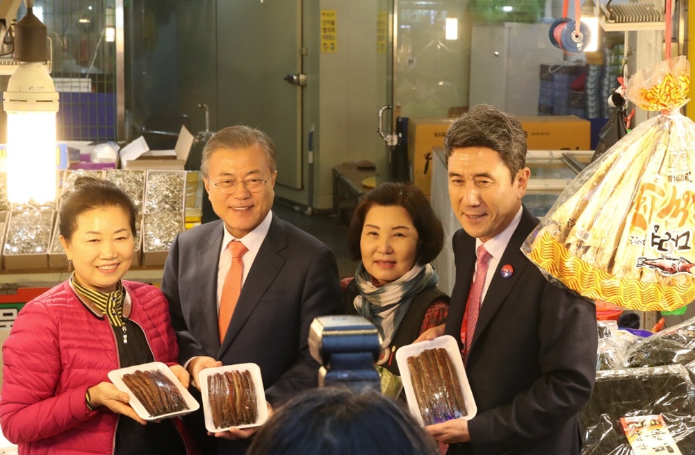이강덕 포항시장, 지역발전 위한 현안사업 대통령에 건의