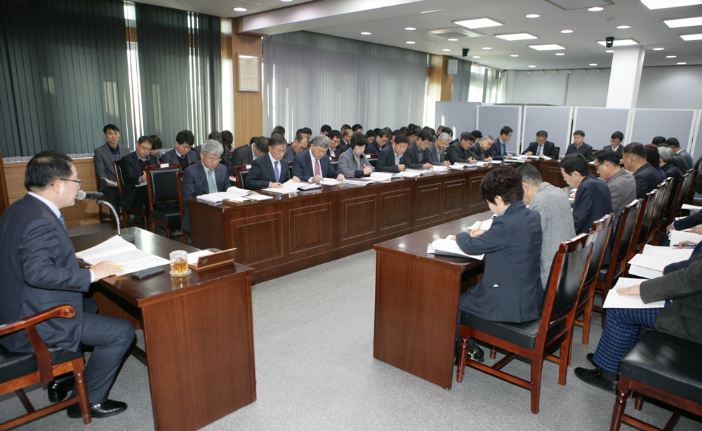 정헌율 익산시장, 확대간부회의 열고 시정방안 모색