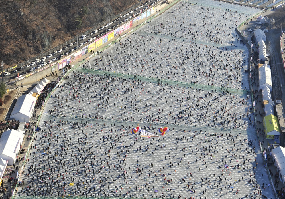 화천산천어축제, 184만 명의 마음을 낚다