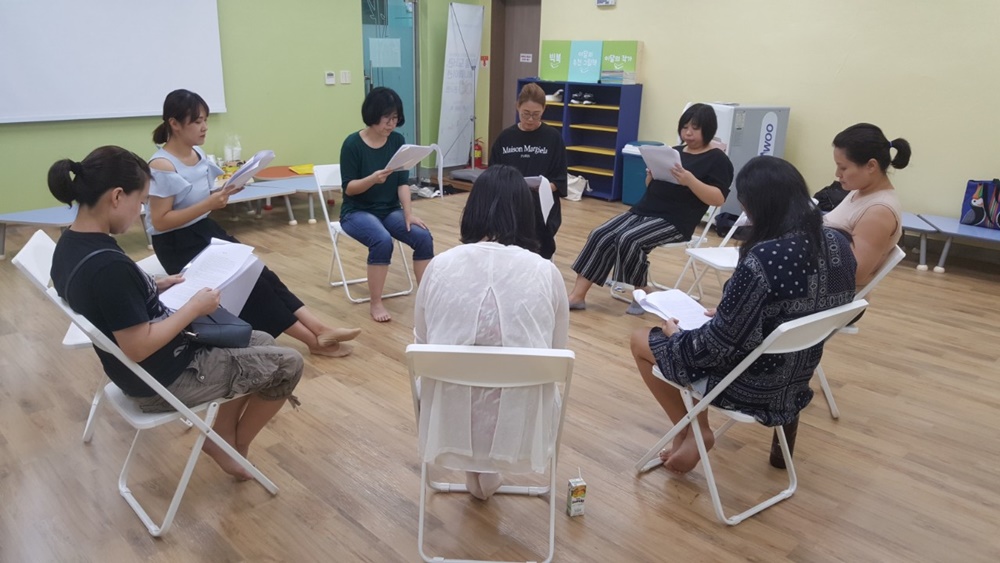 엄마와 함께 책읽고 독서 꿈나무 될래요!