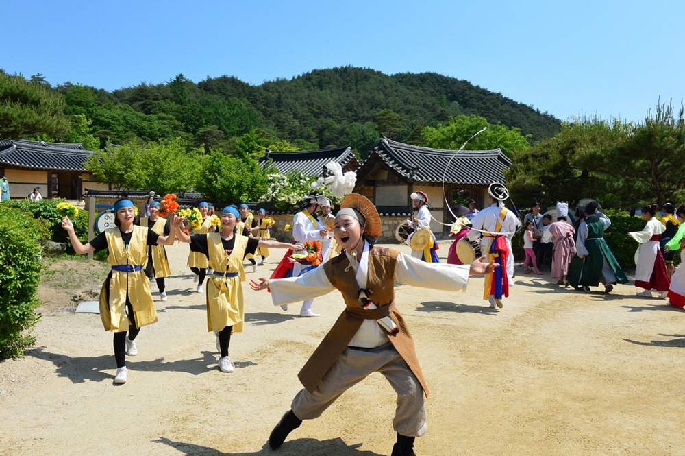 경북도, 지정축제 14개 선정…최우수축제는 ‘청송사과축제’