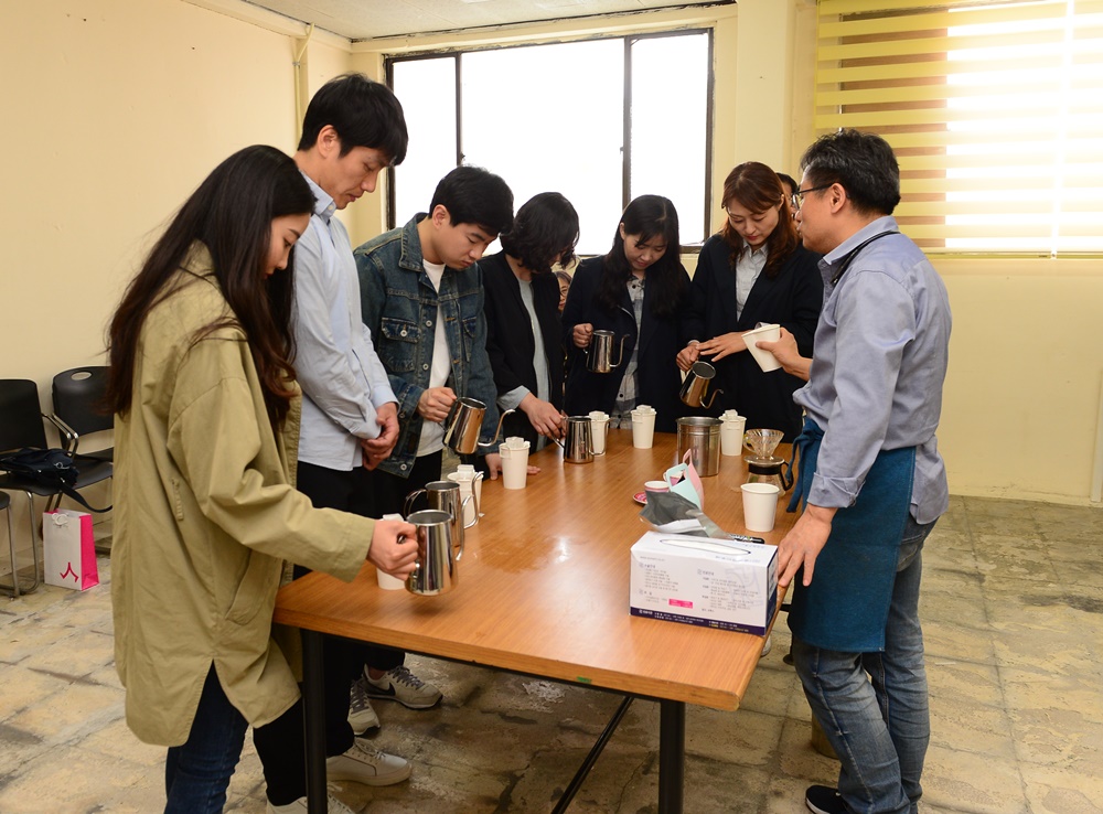 부산진구, 전포카페거리 따라잡기 프로젝트