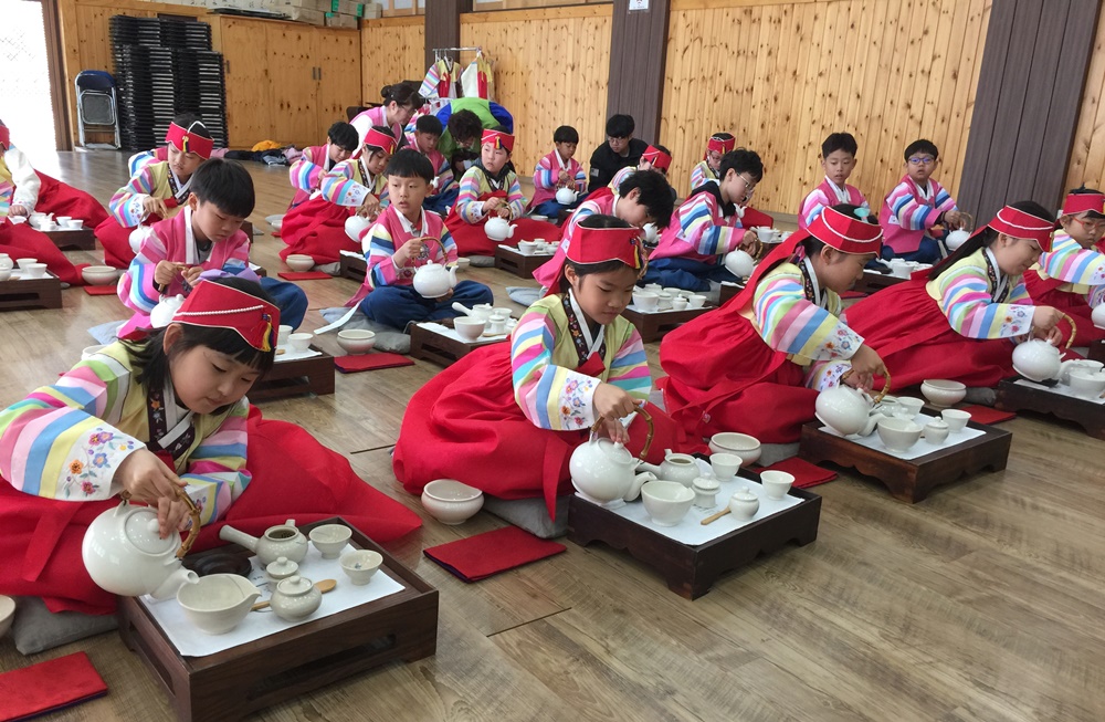 나주향교에서 '정통' 전통 예절 배워요!