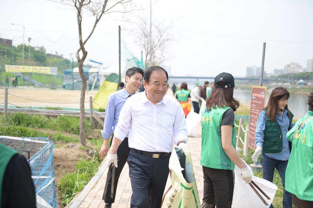 광진구의회, 깨끗한 환경 만들기 위한 작은 실천