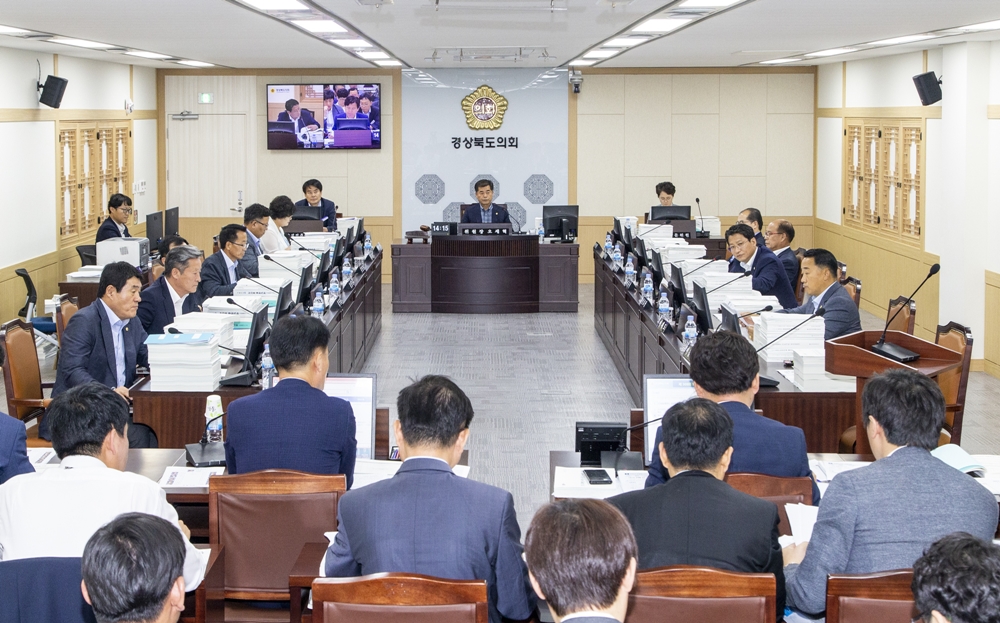 경북도의회 예산결산특별위원회, 2018회계년도 세입·세출결산심사 시작