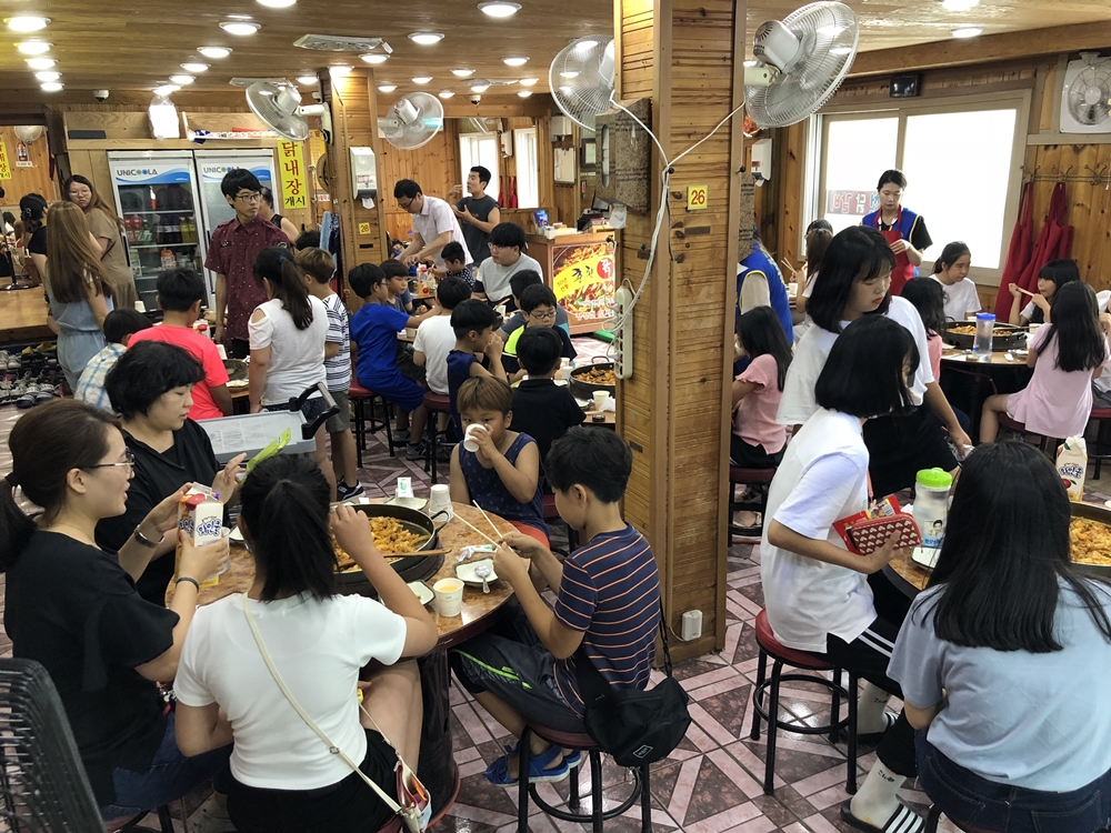 속초시, 드림스타트 여름방학 '닭갈비 DAY' 행사 치뤄
