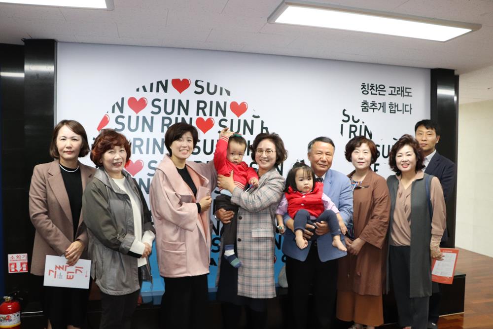 경상북도의회 초록회, 아동양육시설 찾아 사랑 나눠