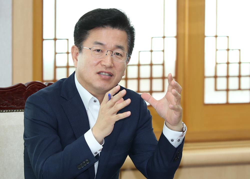 허태정 대전시장 "제 때 제대로 처리하는 책임행정 강화해야"
