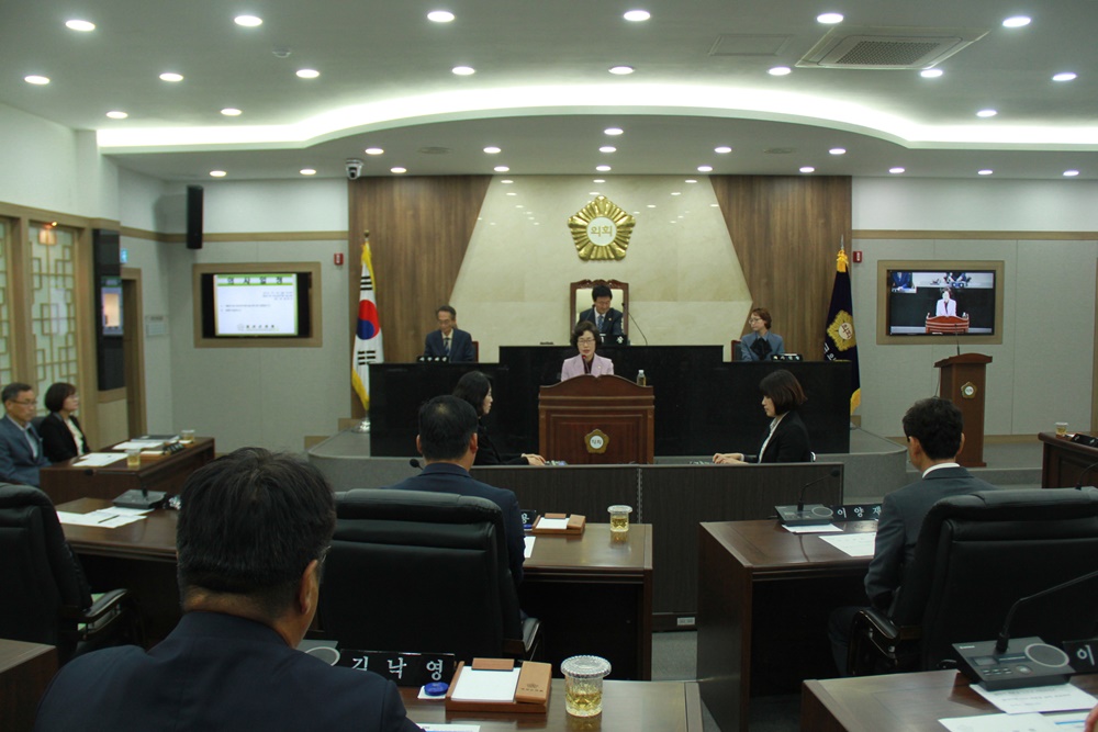괴산군의회 2차 정례회 개회...행정사무감사 및 내년도 예산안 심의·의결