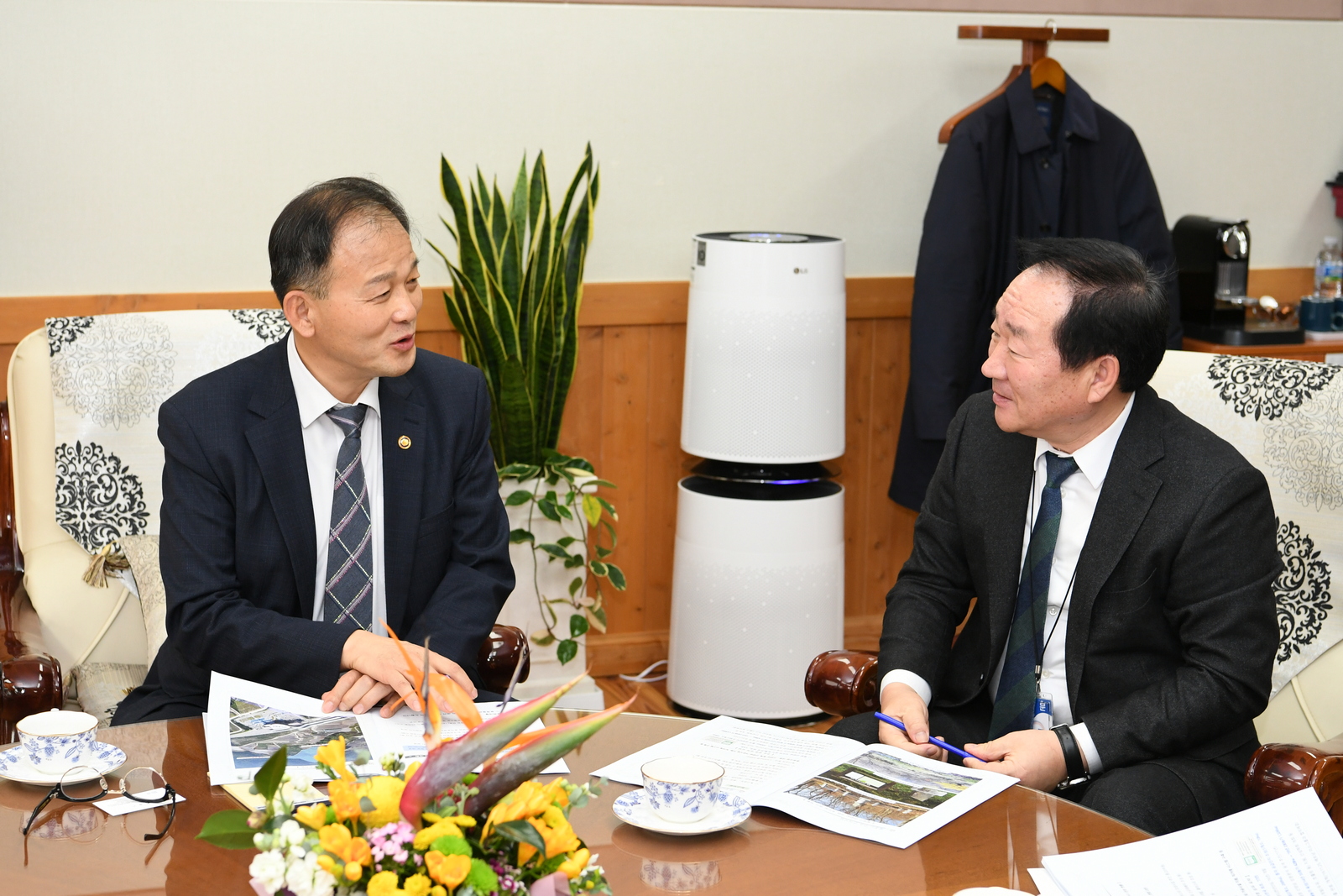 한왕기 평창군수, 산촌거점권역 육성사업 건의를 위한 산림청 방문