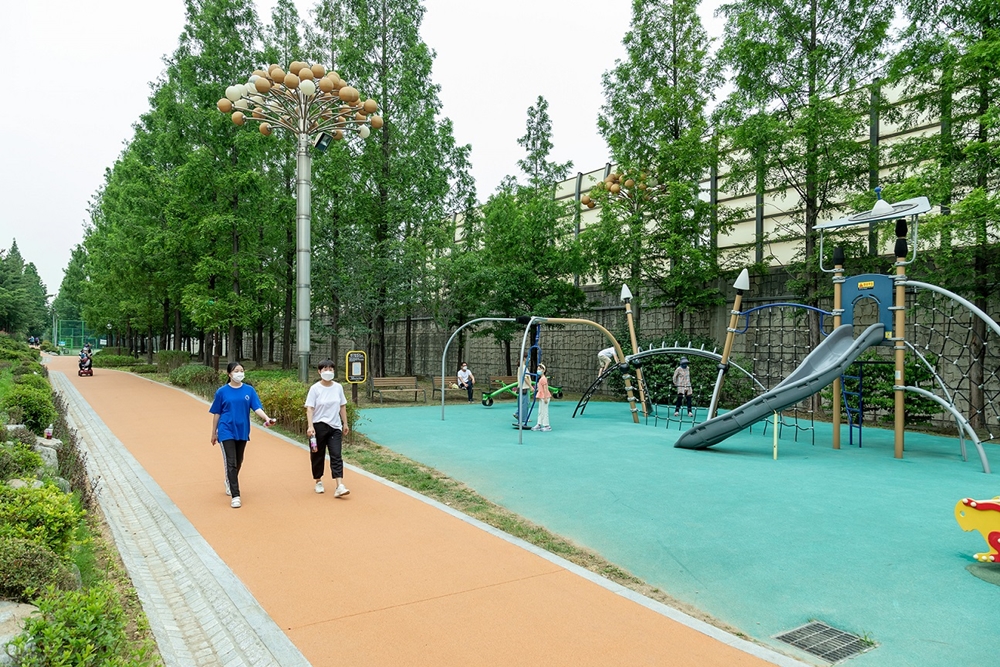 강서구, 공암나루 근린공원 산책로, 편의시설 등 새 단장