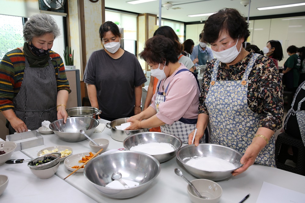 태안군, 전통과 현대를 아우르는 퓨전떡 “여기 있소이다!”