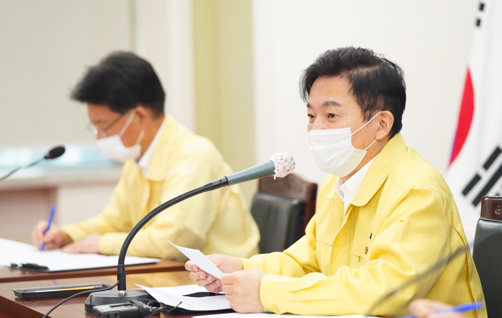 원희룡 제주도지사, "수돗물 유충사태 재발 않도록 상수도체계 근본 처방 이뤄져야"