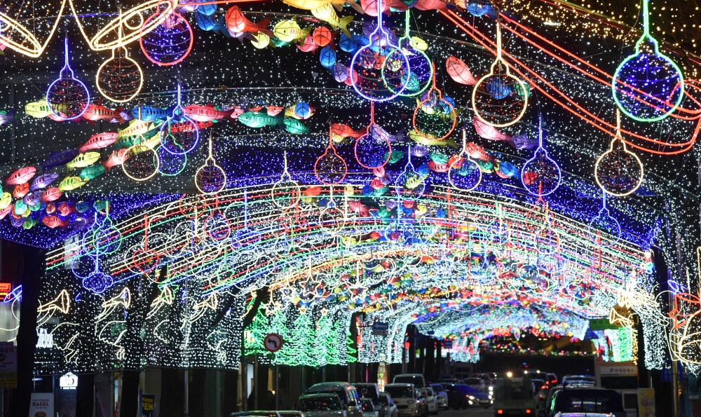 화천산천어축제 선등거리 서울 광화문 야경 밝힌다!