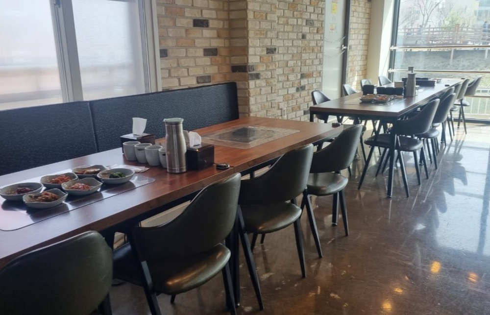 대구 동구, 입식테이블 설치 지원! 음식관광 한층 업그레이드!
