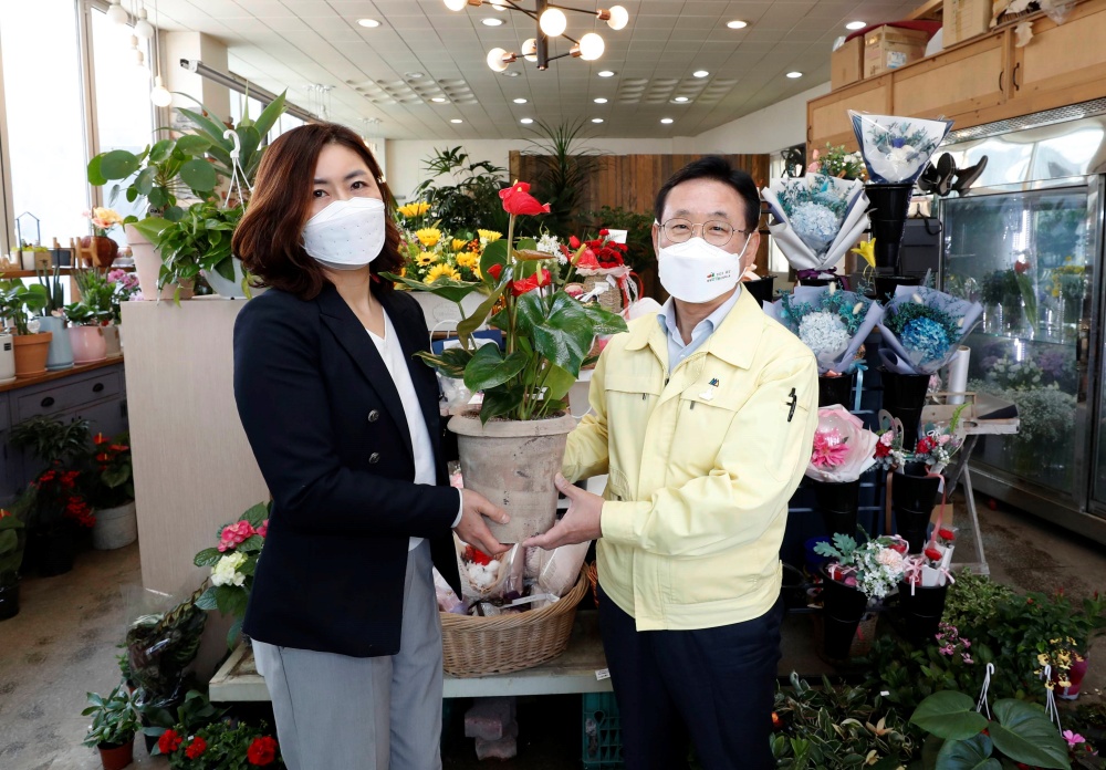괴산군청 공직자, 사구팔구 괴산사랑운동에 앞장