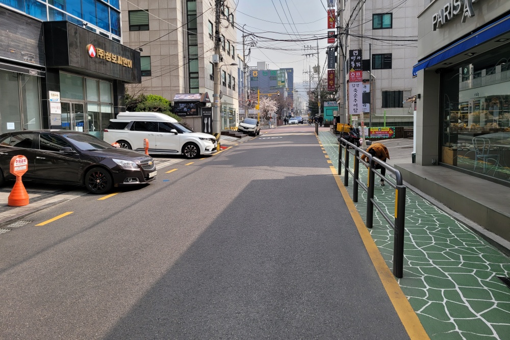 서초구, 보·차도 분리하는 ‘서초형 안심보행길’ 조성 추진