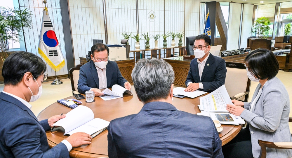 장충남 남해군수, 김부겸 국무총리 예방 ‘해저터널·국도3호선 확장’ 국가계획 반영 및 빠른 사업 추진 요청