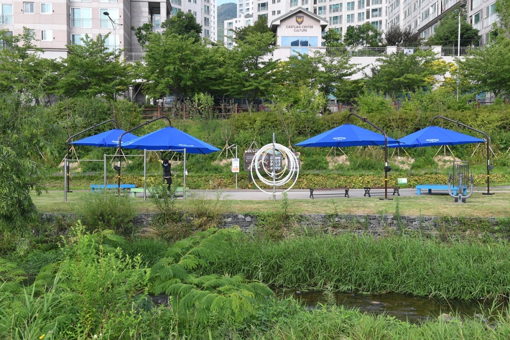 기장군, 폭염과의 전쟁 선포…그늘쉼터 대대적 확충