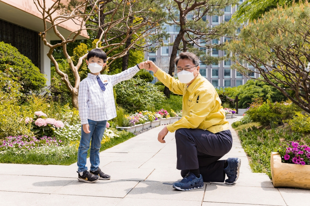 태어나줘서 고마워…광진구, 첫돌사진 촬영비 10만원 지원한다