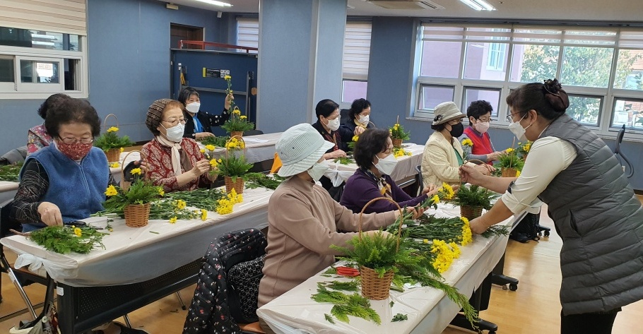 강서구, 어르신들을 위한 참신한 사업을 찾습니다!