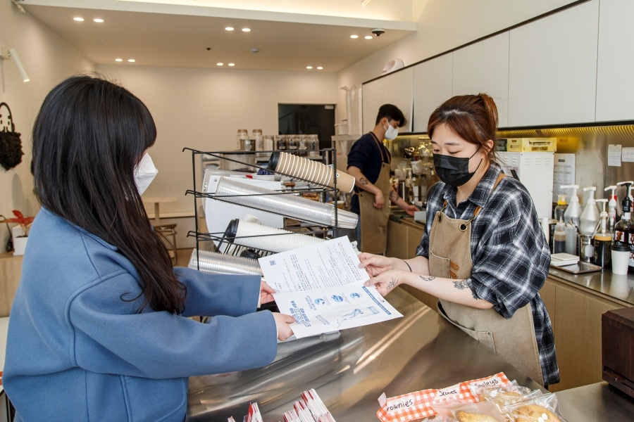 4월 1일부터 카페에서 1회용품 사용 못한다…마포구, 계도와 단속 병행