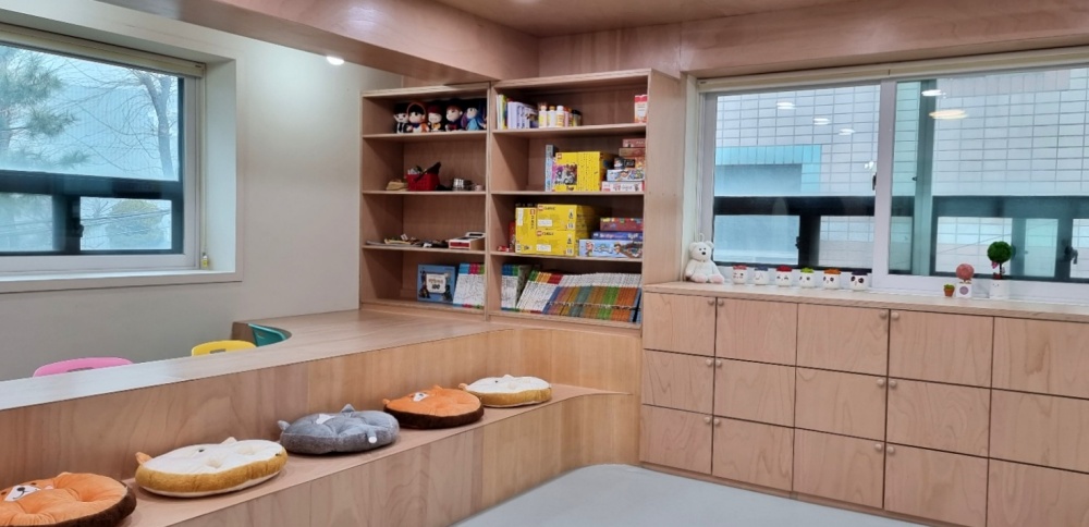 얘들아, 학교 마치고 친구랑에서 만나자!
