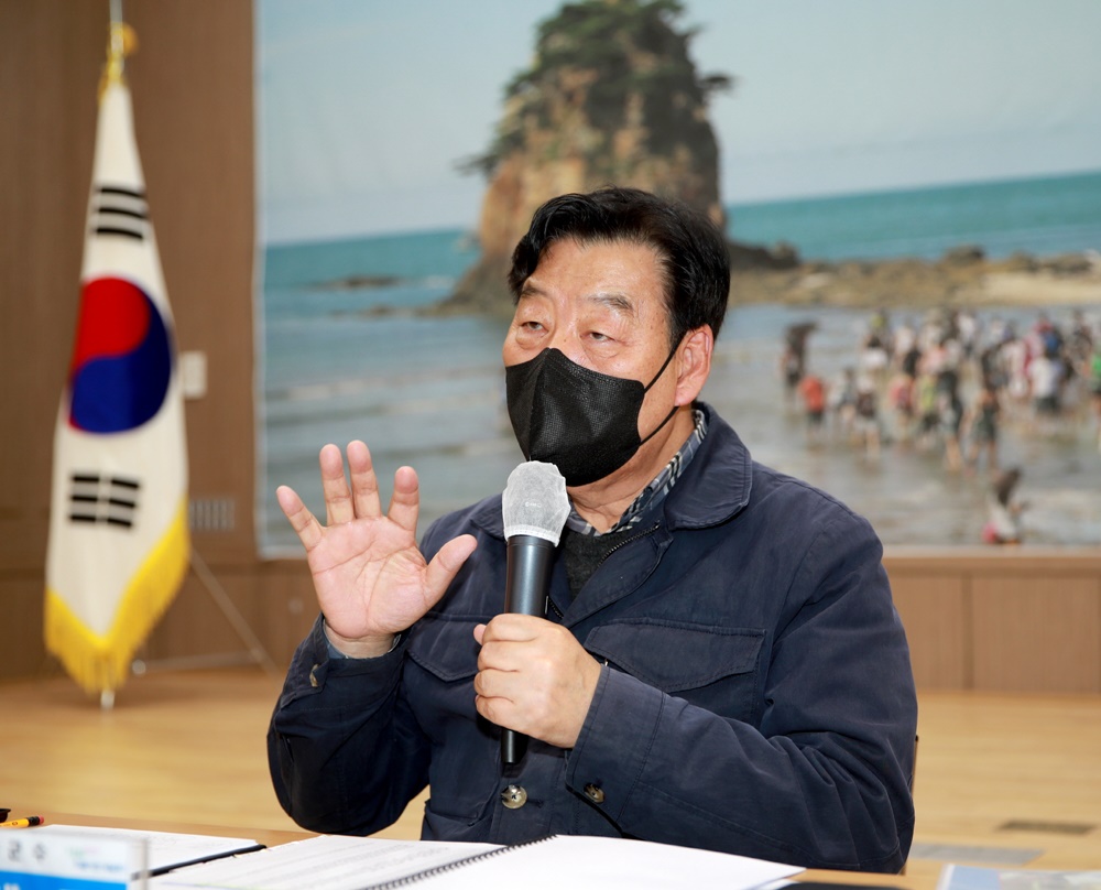 “군민 목소리 담는다!” 태안군, ‘어르신과의 대화’ 추진