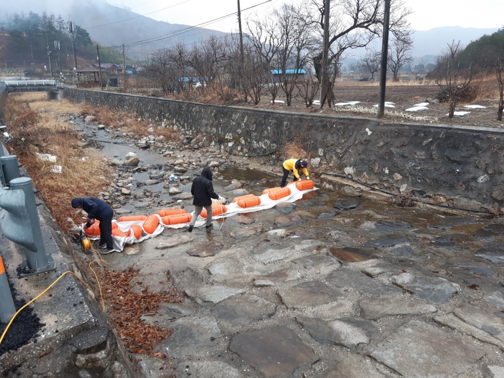 강릉시 산불 2차 피해 예방, 하천에 오탁방지막 설치