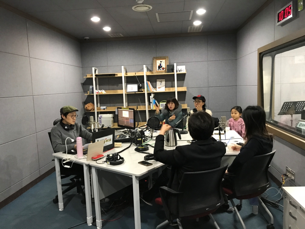 원주시, 휠체어용 다용도 테이블 비치로 민원 불편 해소에 앞장