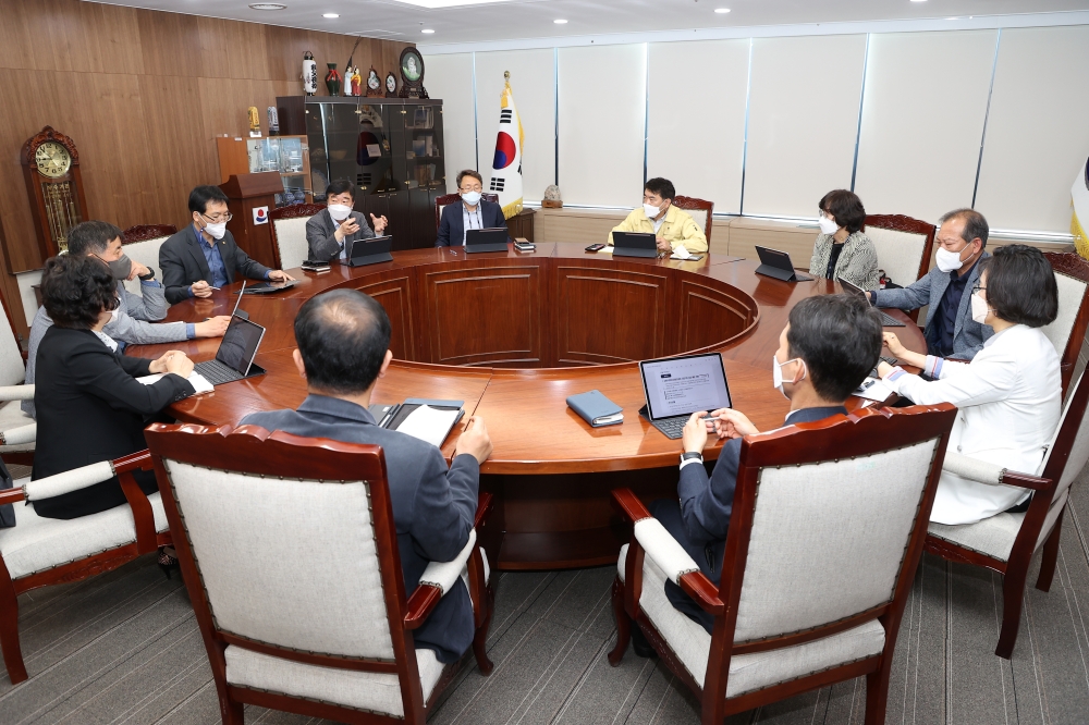 강릉시, 태블릿PC활용 종이없는 스마트회의 도입