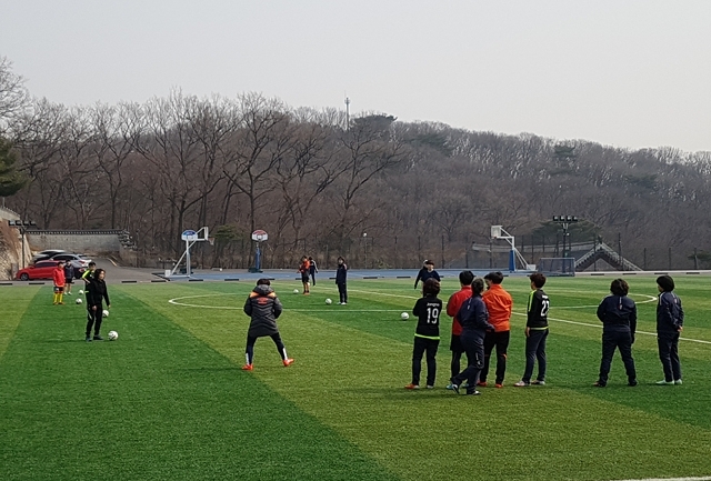 종로구, 여성축구단·어린이 축구교실 운영