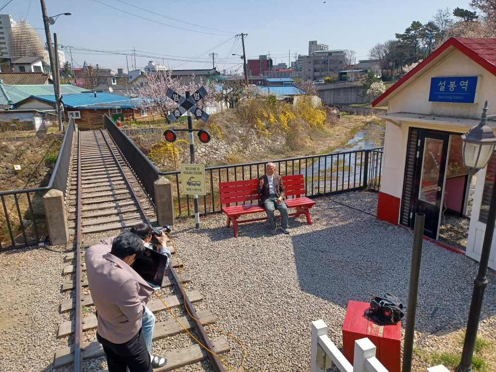 이천 관고동지역사회보장협의체, ‘추억 한 장, 세월을 담다’ 장수사진 사업 추진