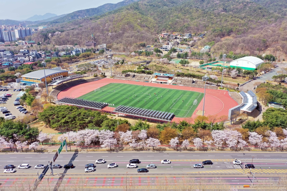 과천시, 행안부 특별교부세 6억원 확보…관문체육공원 축구장 시설정비