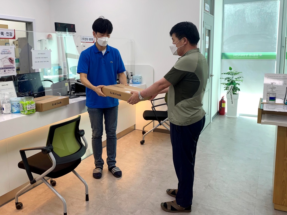 인천 동구, 생수·소금사탕·냉방용품 삼박자 지원으로 폭염 대비