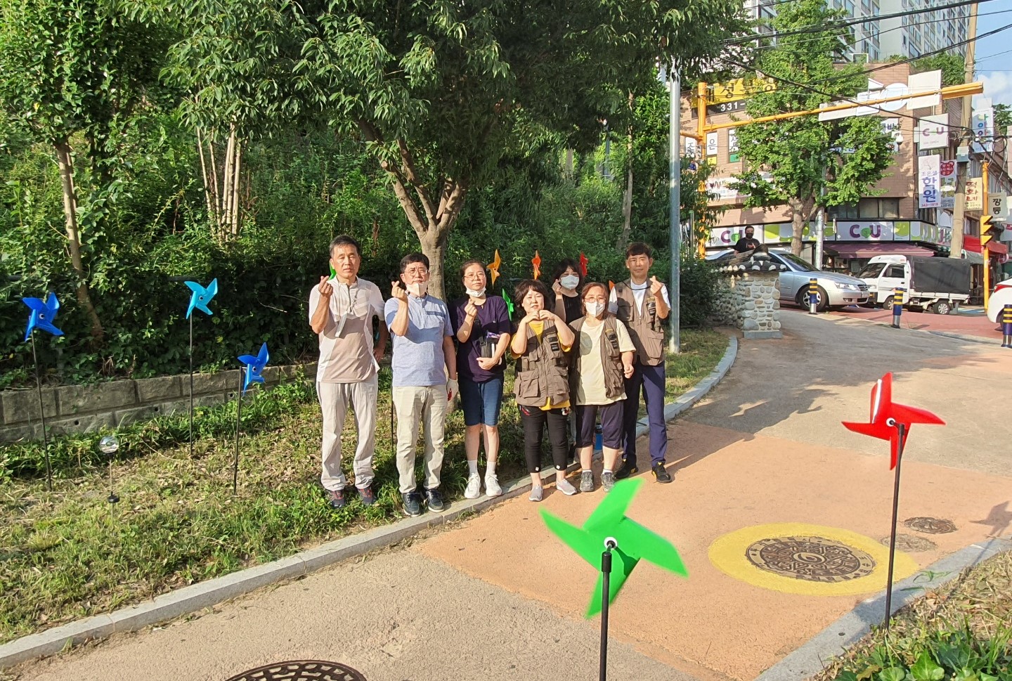 부산 북구 만덕3동, 바람개비 가득한 산책로 조성